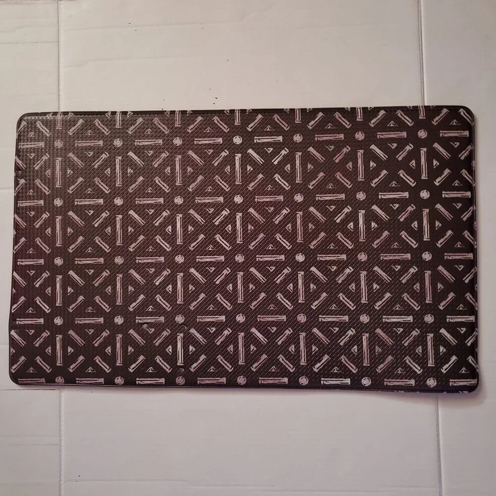 Tommy Bahama Printed Polyvinyl Chloride Fatigue-Resistant Mat 18x30 Black/Brown